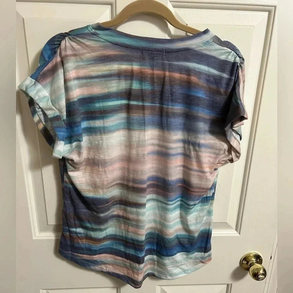 Democracy Cap Sleeve Ruched Shoulder Watercolor Top Medium - Picture 5 of 5
